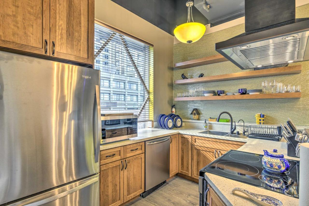 אנקורג' Modern Downtown Apt - Walk To Parks And Cafes! מראה חיצוני תמונה